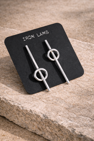 Pendulum post earrings (Silver)